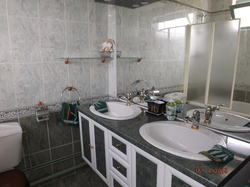 Au Chti Normand Bed and Breakfast Hermanville-sur-Mer Rum bild